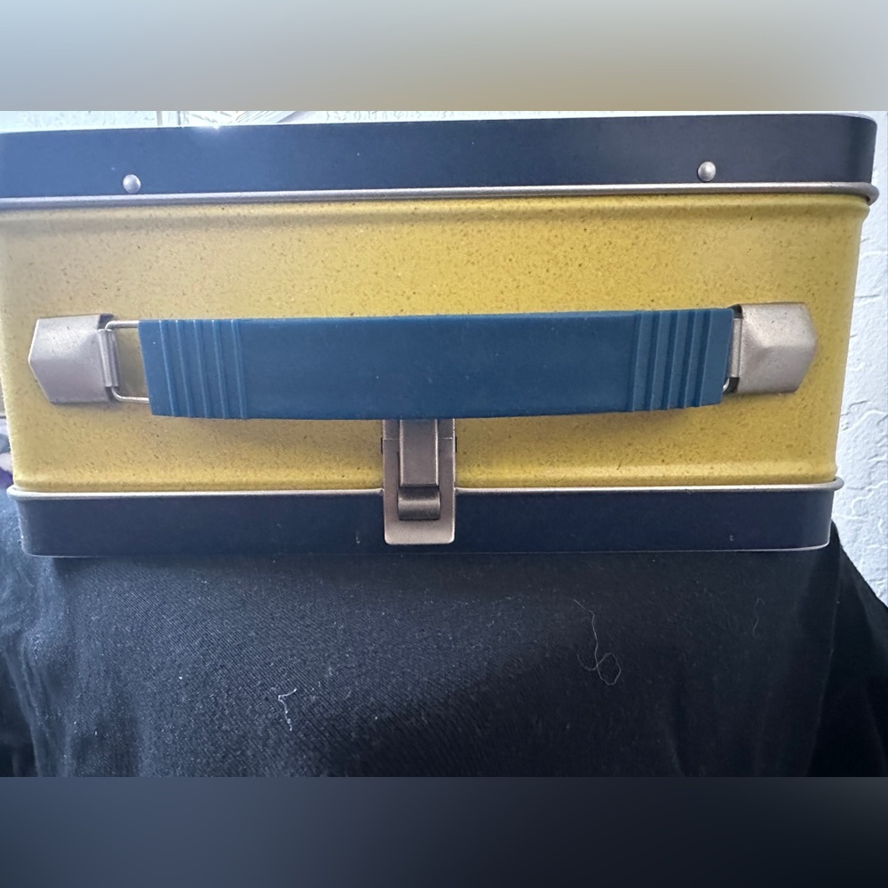 Metal lunchbox - Picture 2 of 5